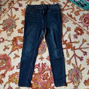 Hollister Women's Dark Indigo Skinny Jeans
